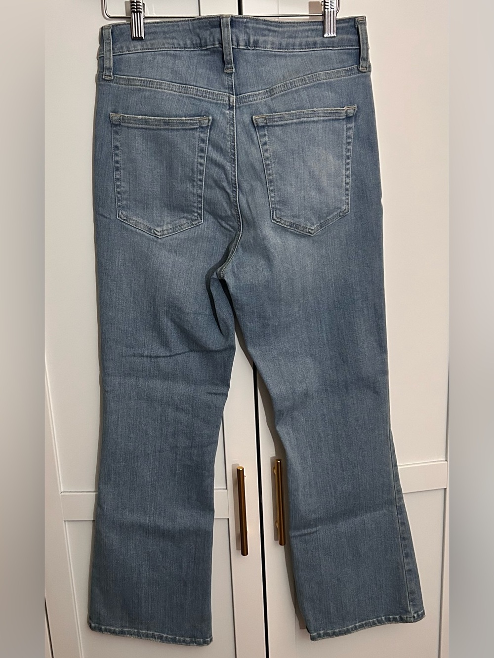 🔥Frame Denim Le Crop Mini Boot Jeans in Integrity Wash🔥 - Picture 2 of 7